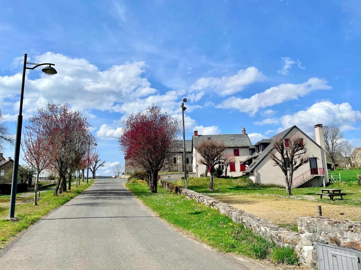 Auberge Le Beaulieu -Cantal Exteriér fotografie
